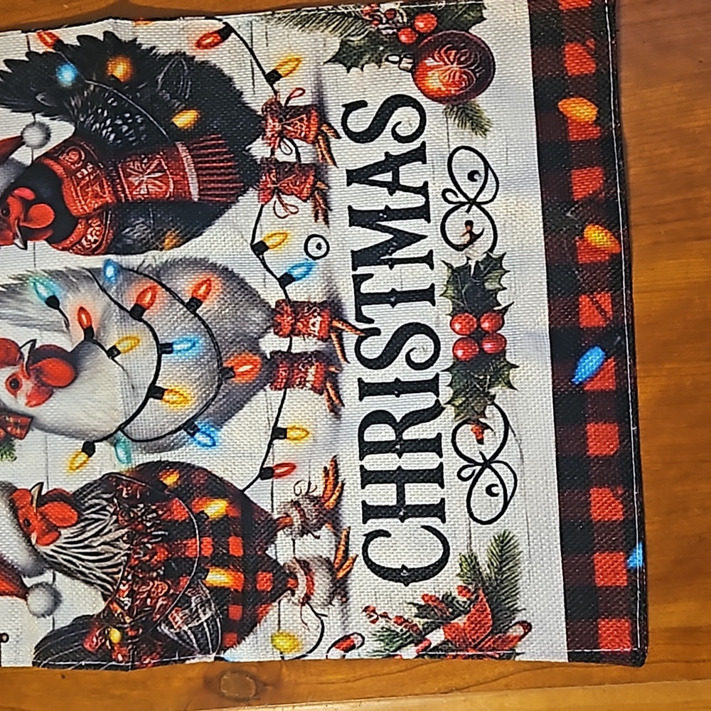 Garden Flag, Chickens, Merry Christmas - Picture 3 of 4